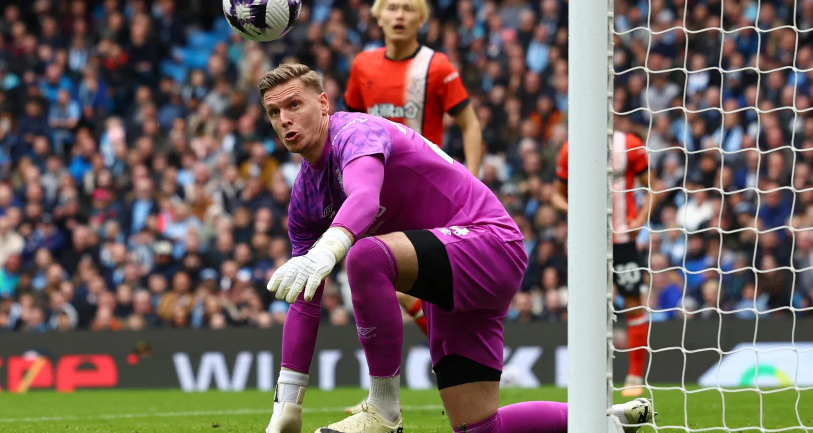 2024-04-13T150615Z_1481843549_UP1EK4D15YDGV_RTRMADP_3_SOCCER-ENGLAND-MCI-LUT-REPORT-1920x1024