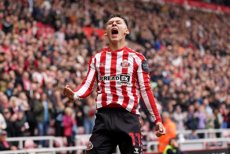CHRIS-RIGG-SUNDERLAND-CELEBRATION-scaled (1)