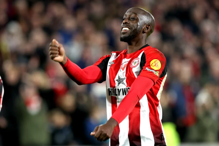 yoane-wissa-brentford-celebrates-victory-947827283_a4ba2a